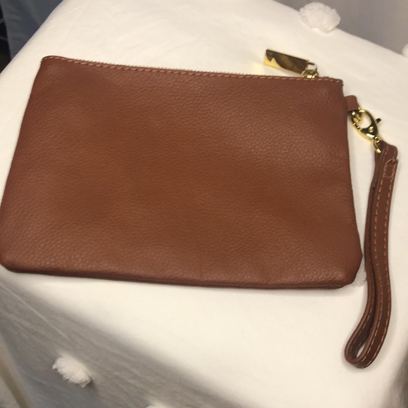 JOY MANGANO brown pebble leather wristlet. - Picture 5 of 10